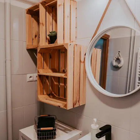 Lemon Tree Sw Ducha Apartment